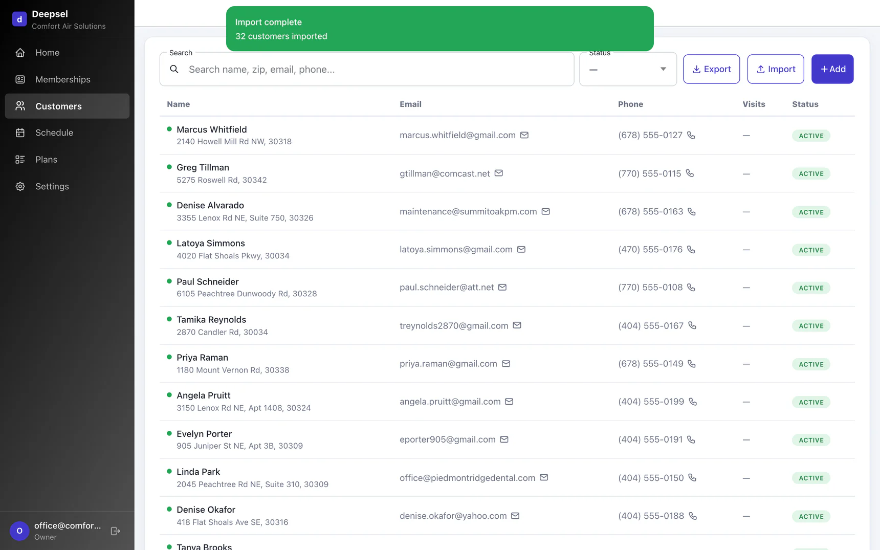 Customers list after the import, with the green confirmation Import complete, 32 customers imported, and the imported customers at the top of the list