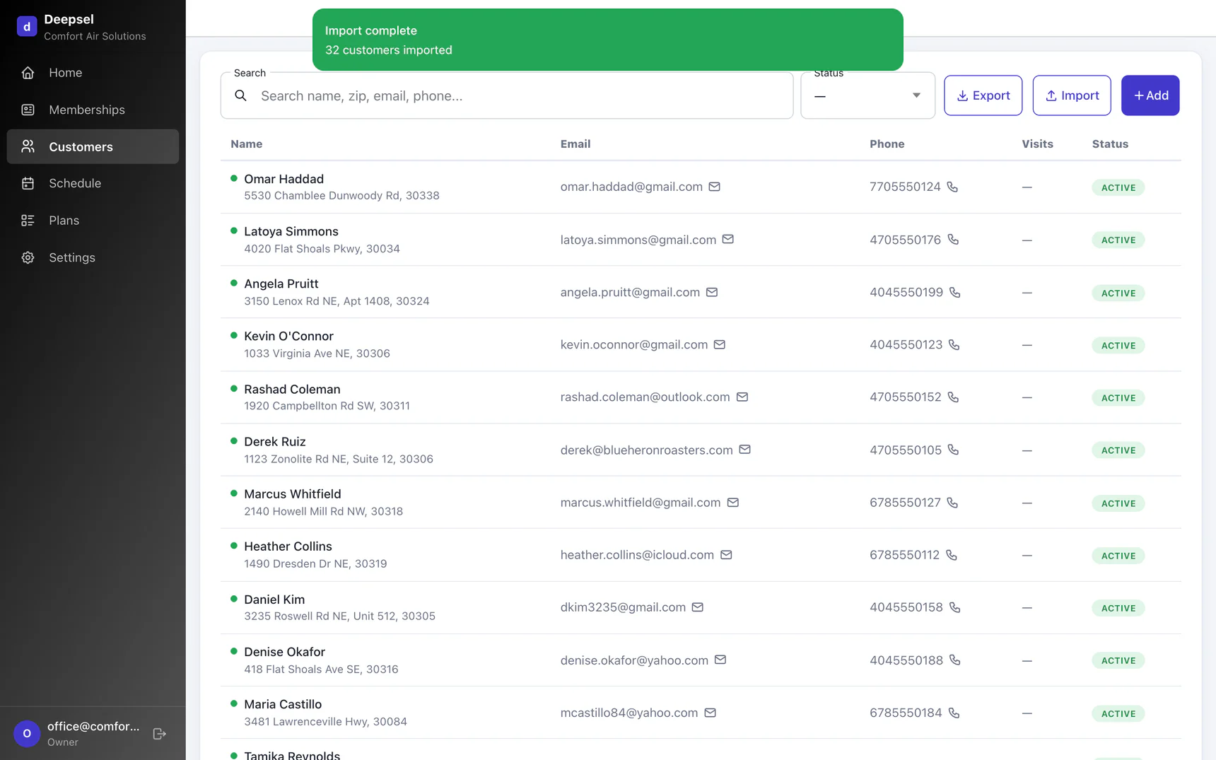 Customers list after the import, with the green confirmation Import complete, 32 customers imported, and the imported customers at the top of the list